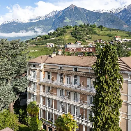 Adria Hotel 4*